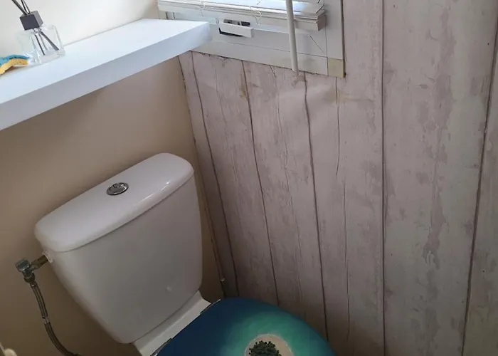 En Bois Climatise A 300 M De La Marina Di 6 Personnes Dağ evi *