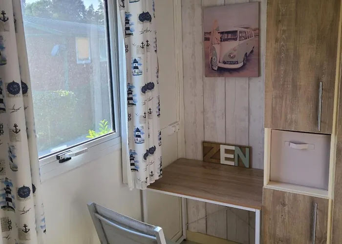 En Bois Climatise A 300 M De La Marina Di 6 Personnes * Sorbo-Ocagnano